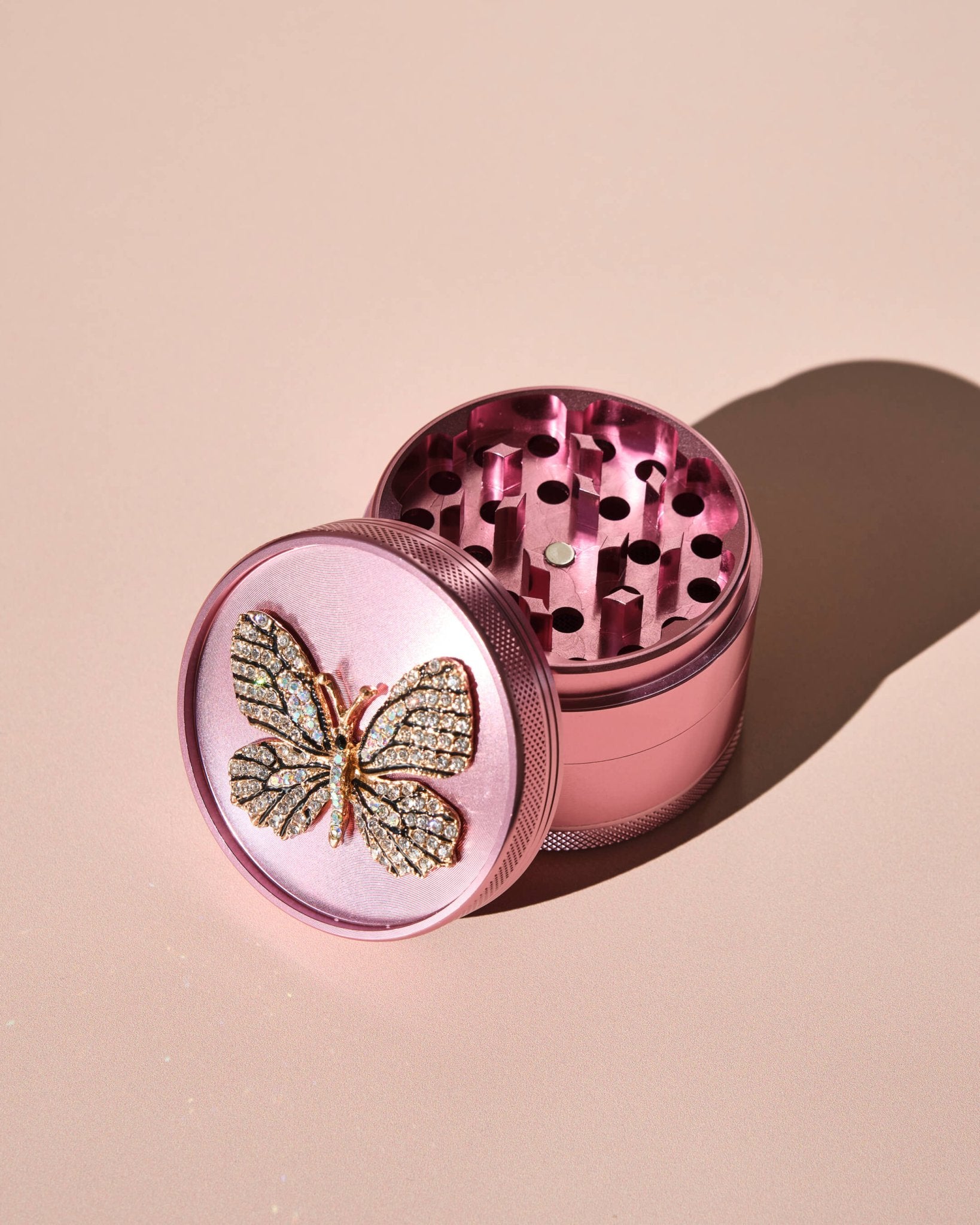 GORGEOUS BUTTERFLY GRINDER - Summer Sunset -Sparkling Pink Herb Crusher